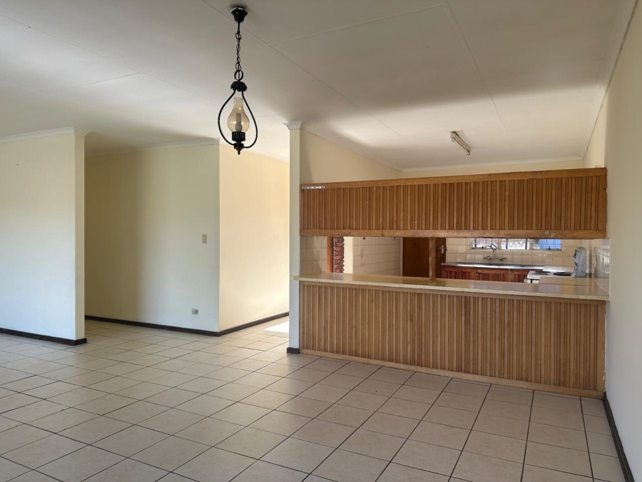 3 Bedroom Property for Sale in Geelhoutpark North West